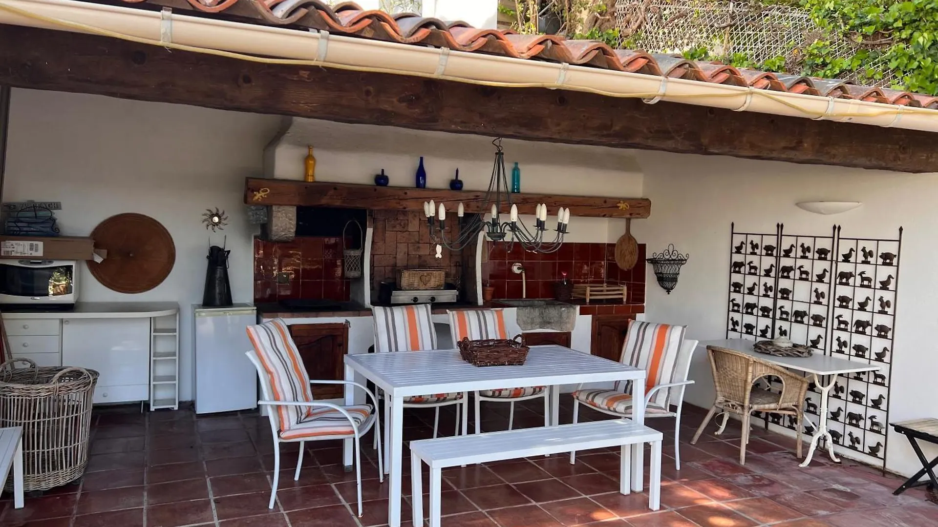 Villa La Grande Bastide Piscine Et Tennis Collectif カシ